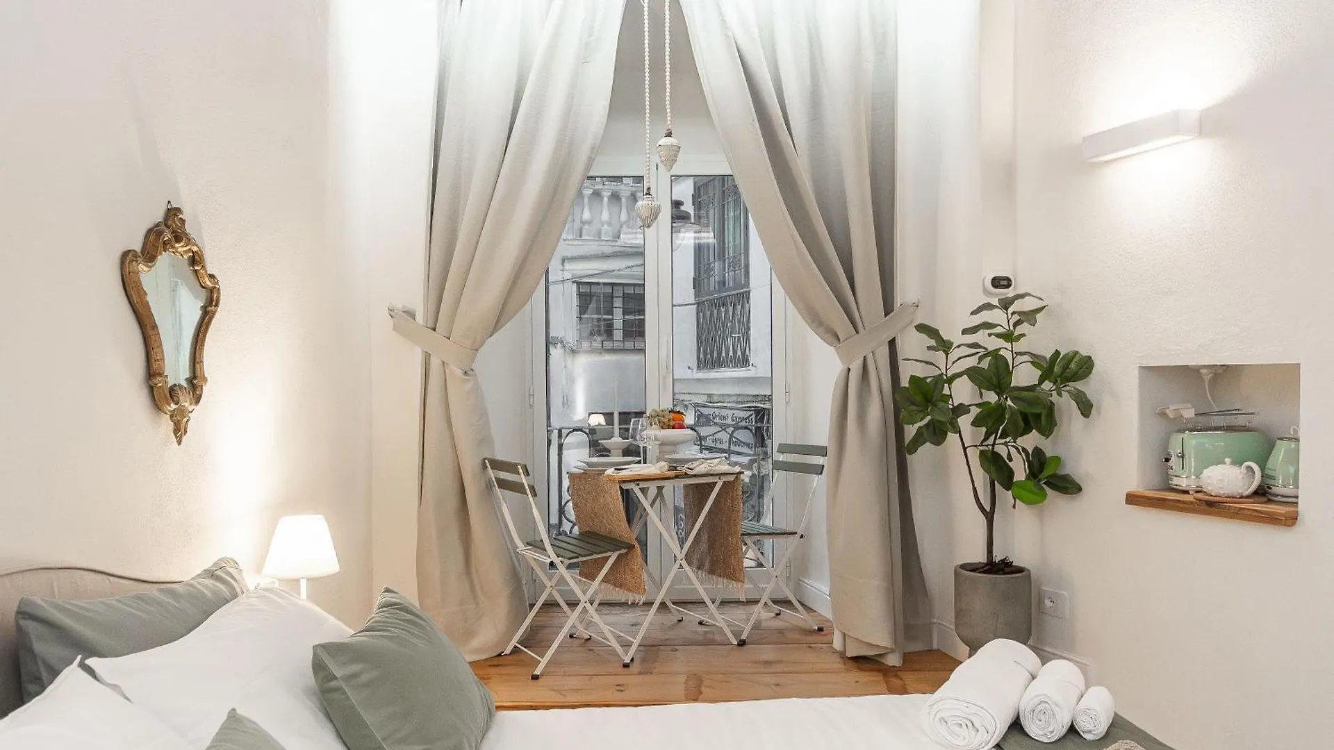 Luxury In Centro - 3Min Acquario Apartment Genoa Italy